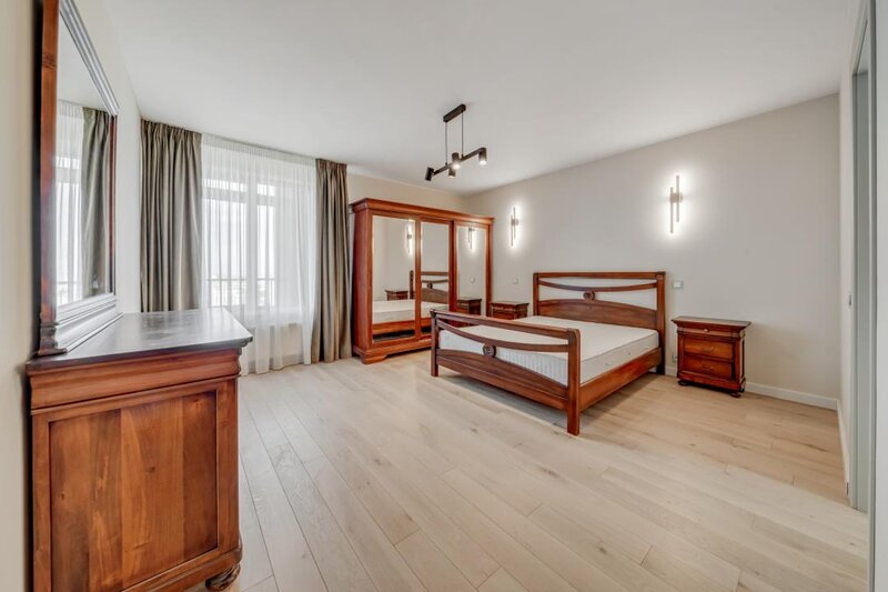 Trei camere | Asmita | Etaj 20 | Panorama spectaculoasa